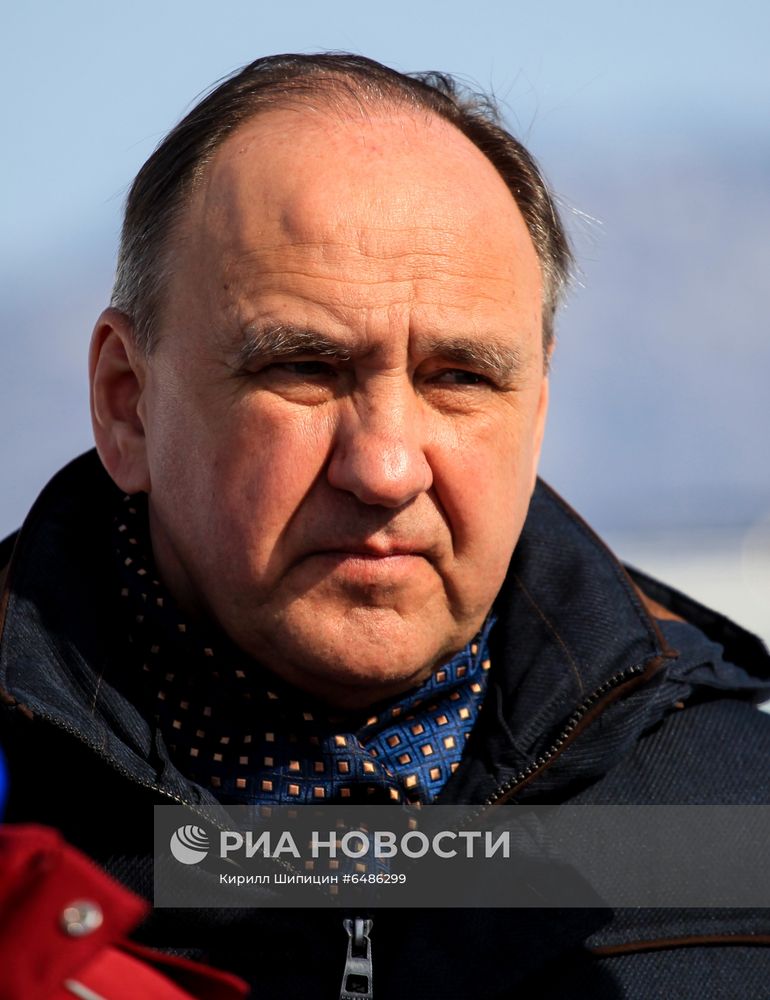 Спуск глубоководного нейтринного телескопа Baikal-GVD на Байкале