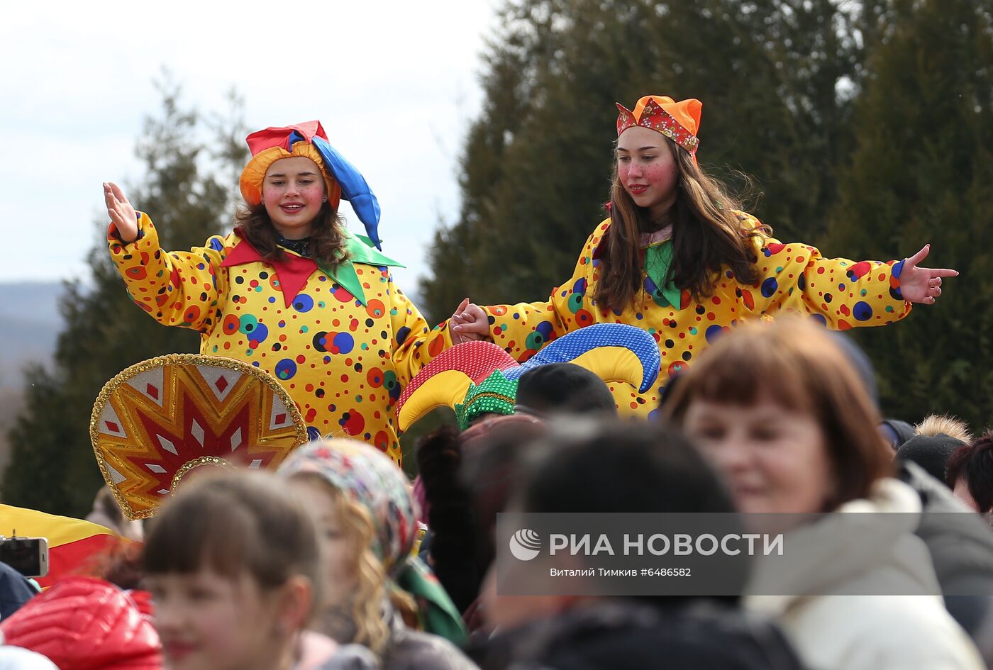 Проводы Масленицы в регионах России