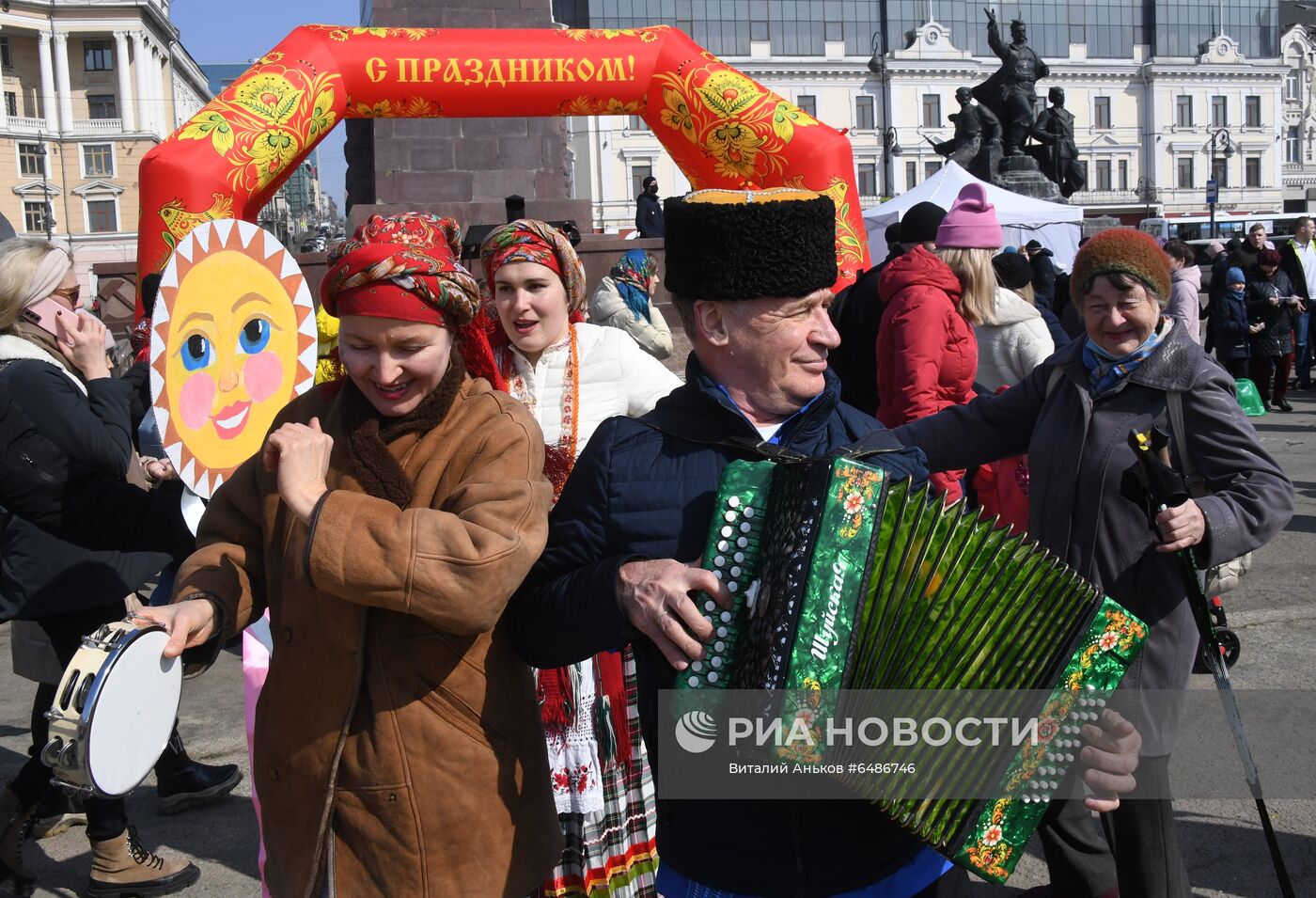 Проводы Масленицы в регионах России