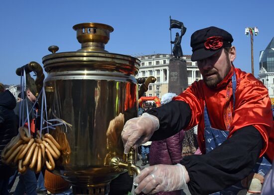 Проводы Масленицы в регионах России