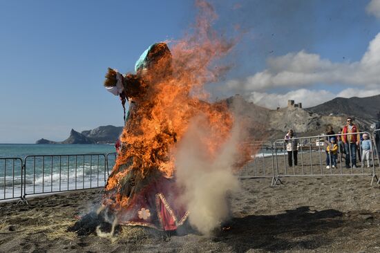 Проводы Масленицы в регионах России