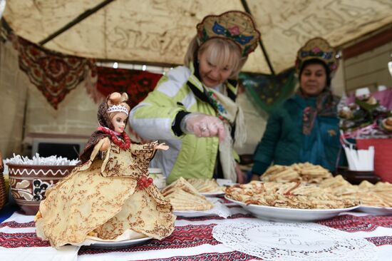 Проводы Масленицы в регионах России