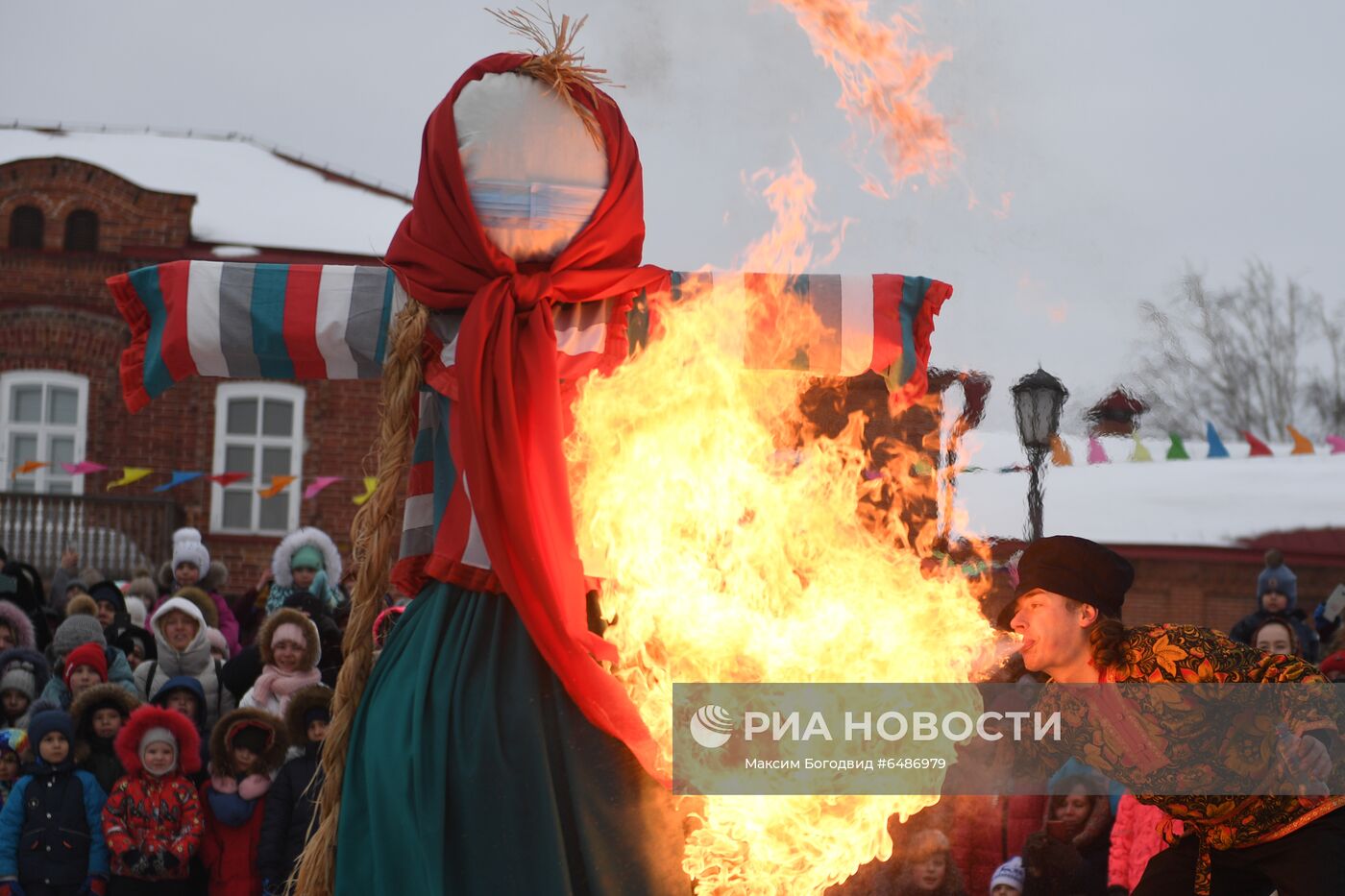 Проводы Масленицы в регионах России