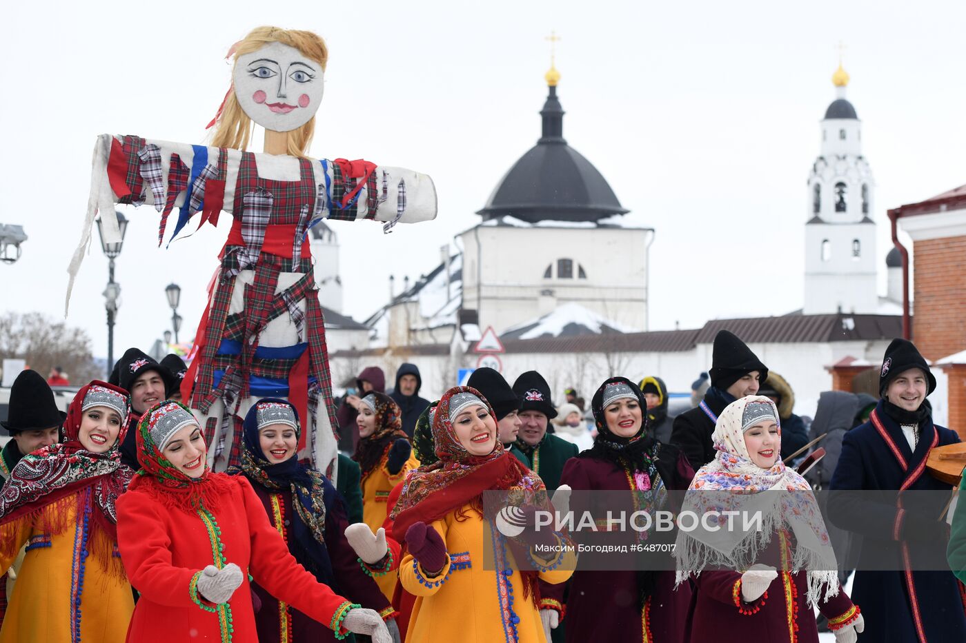 Проводы Масленицы в регионах России