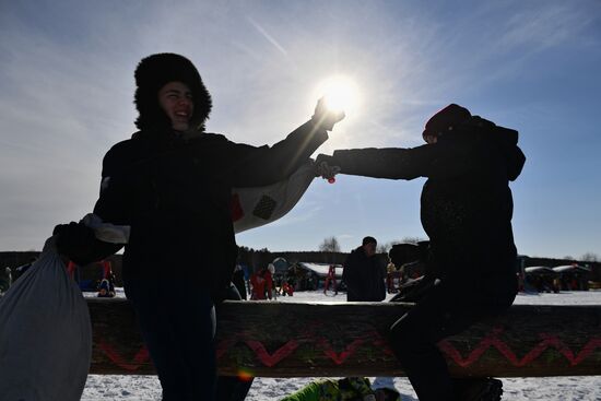 Проводы Масленицы в регионах России