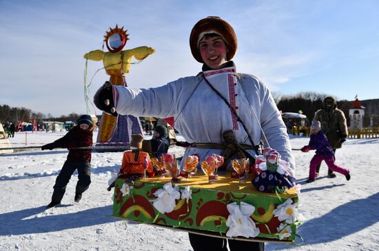 Проводы Масленицы в регионах России