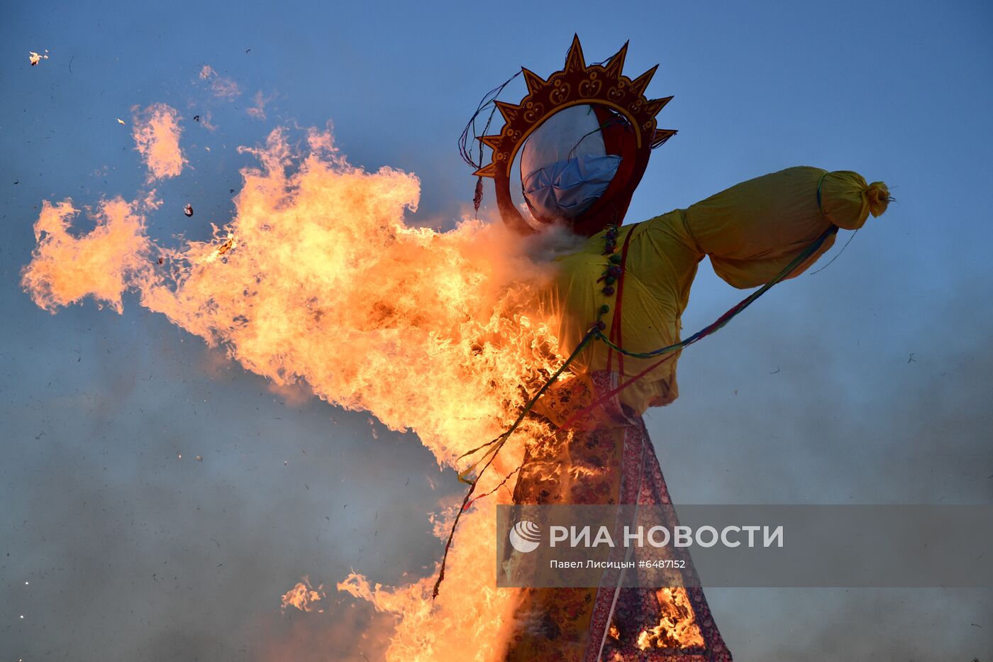 Проводы Масленицы в регионах России