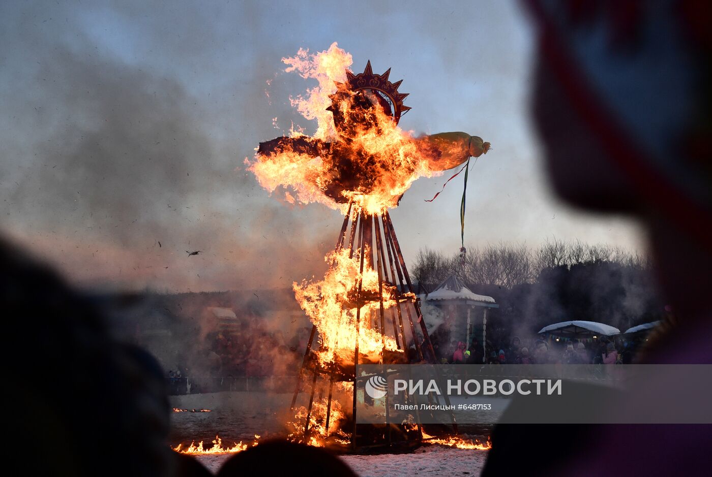 Проводы Масленицы в регионах России