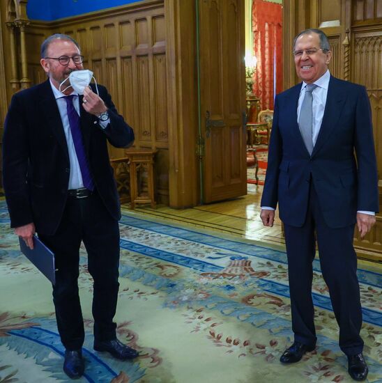 Встреча главы МИД РФ С. Лаврова с председателем ПАСЕ Х. Дамсом