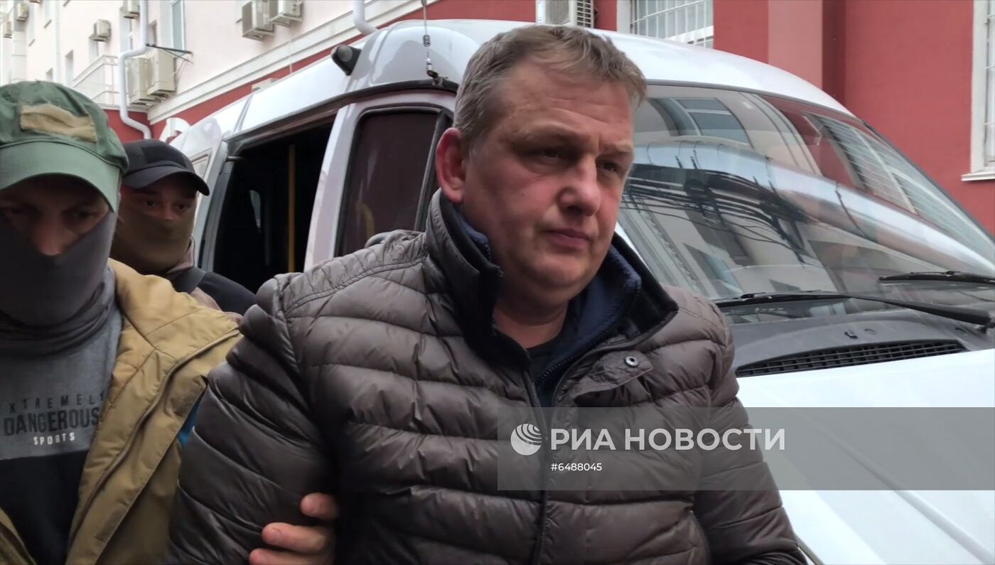 Задержание В. Есипенко, обвиняемого в шпионаже в пользу Украины