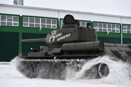 Подготовка военной техники к параду 9 Мая