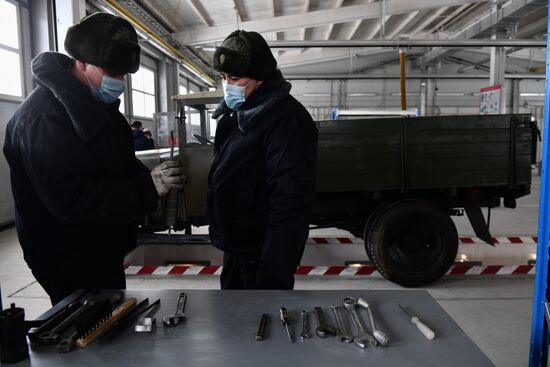 Подготовка военной техники к параду 9 Мая