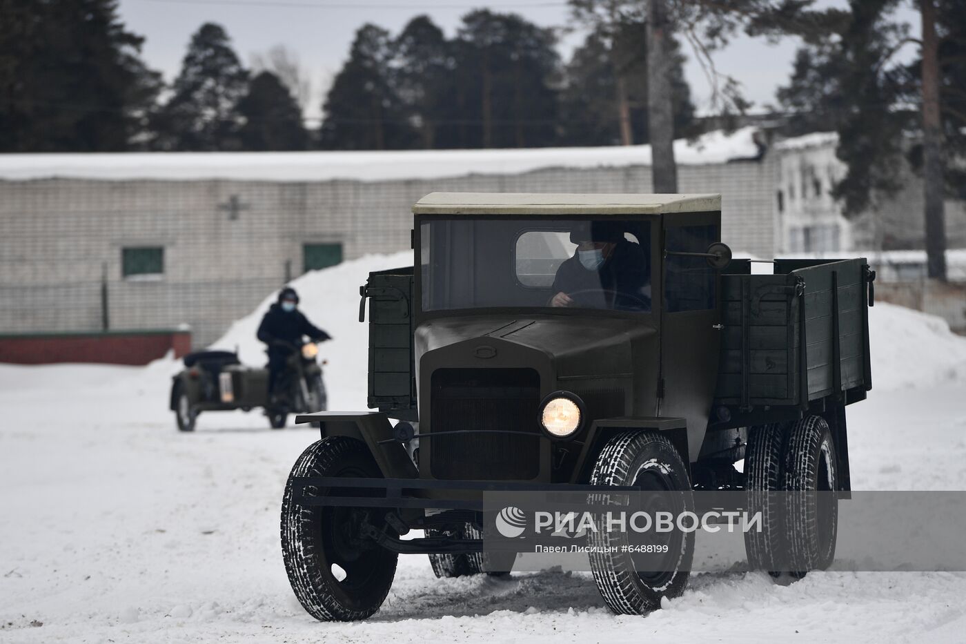 Подготовка военной техники к параду 9 Мая
