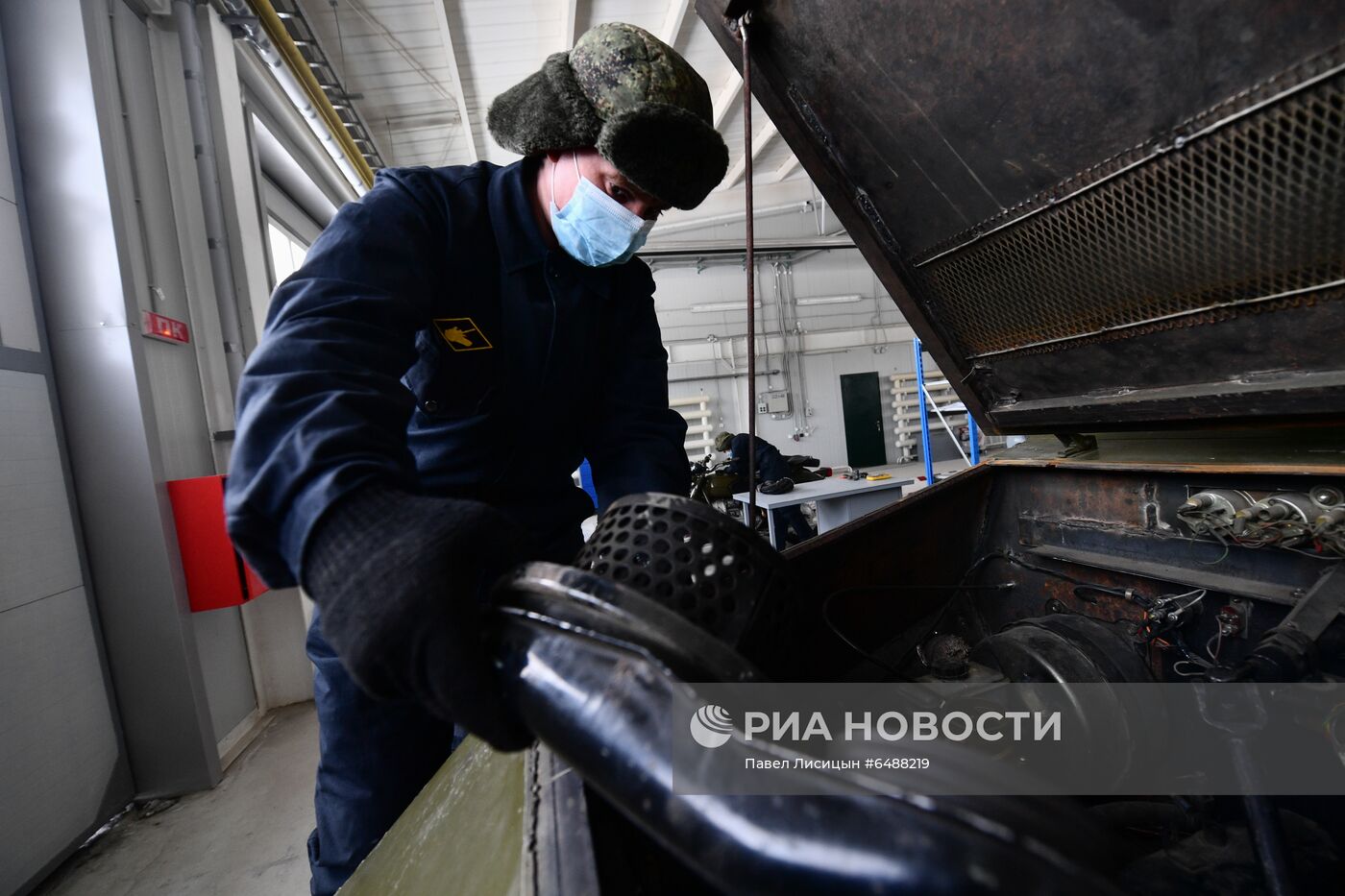 Подготовка военной техники к параду 9 Мая