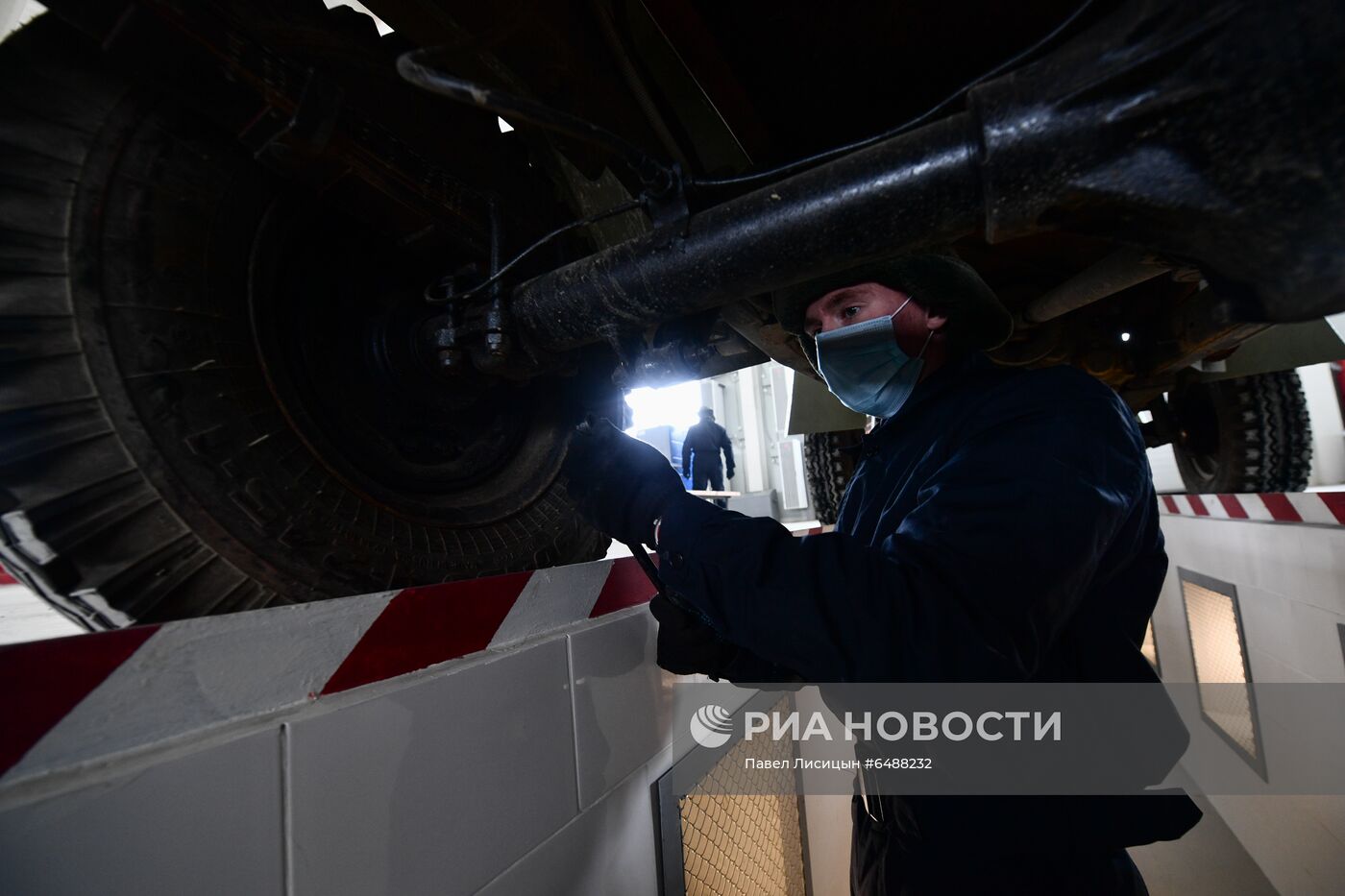 Подготовка военной техники к параду 9 Мая