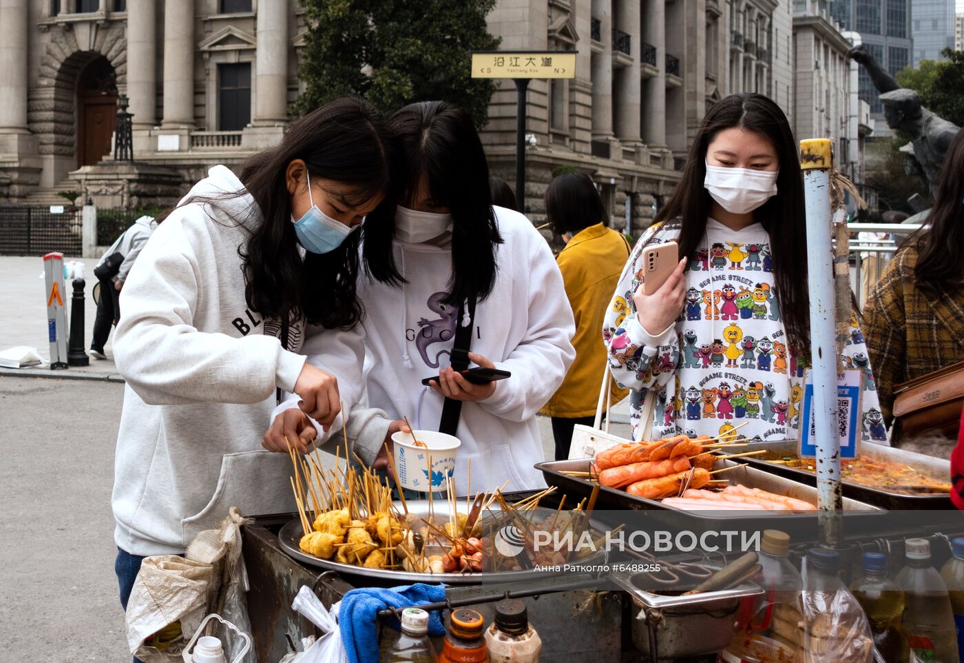 Китай через год после начала пандемии