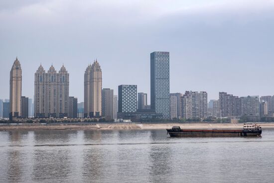 Китай через год после начала пандемии