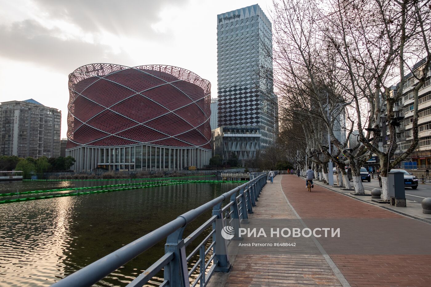 Китай через год после начала пандемии