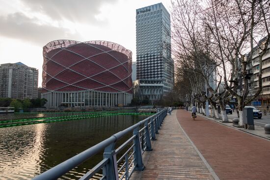 Китай через год после начала пандемии