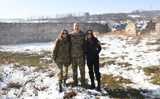 Президент Азербайджана И. Алиев посетил г. Шуша