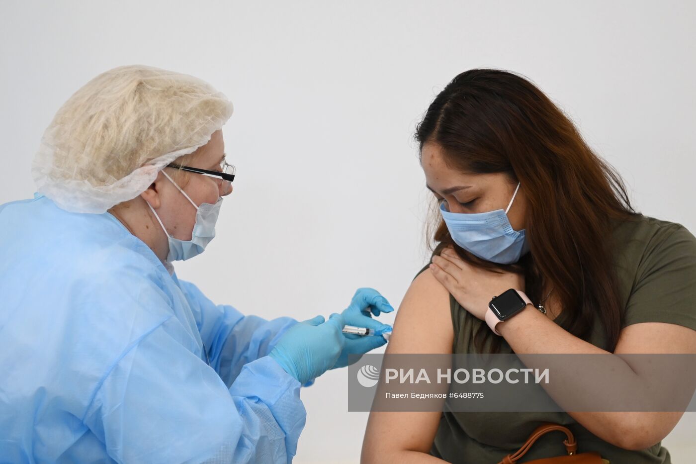 Вакцинация от COVID-19 в ТЦ "Кунцево Плаза"