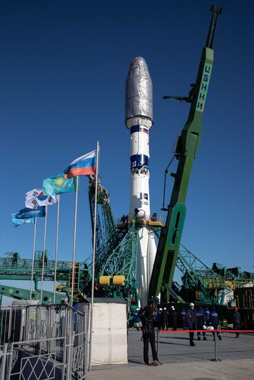 Вывоз ракеты-носителя "Союз-2.1а" с разгонным блоком "Фрегат"