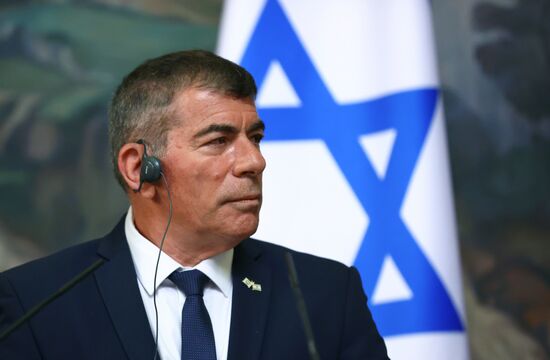 Встреча глав МИД РФ и Израиля С. Лаврова и Г. Ашкенази