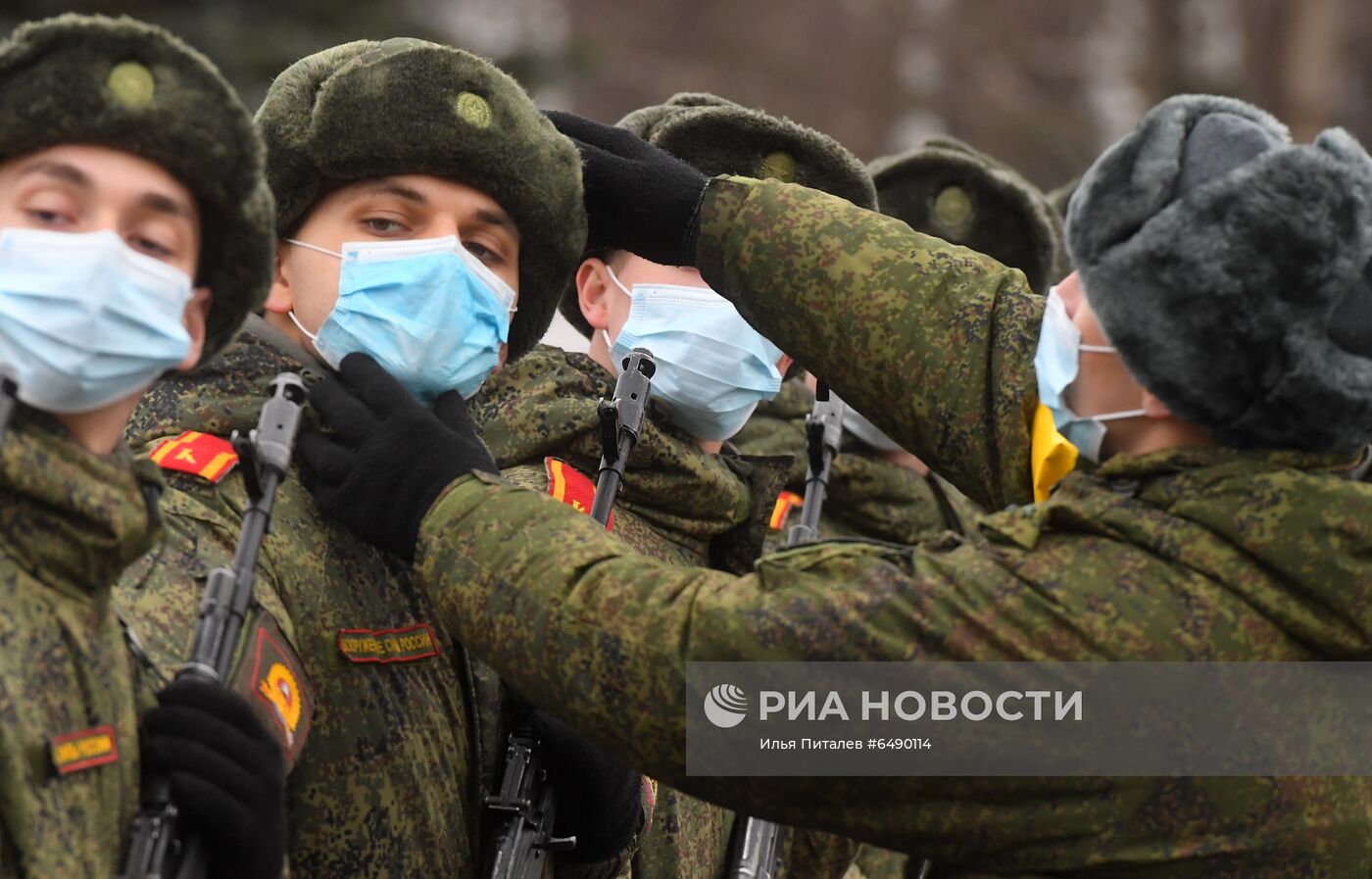 Подготовка курсантов к военному параду на Красной площади 