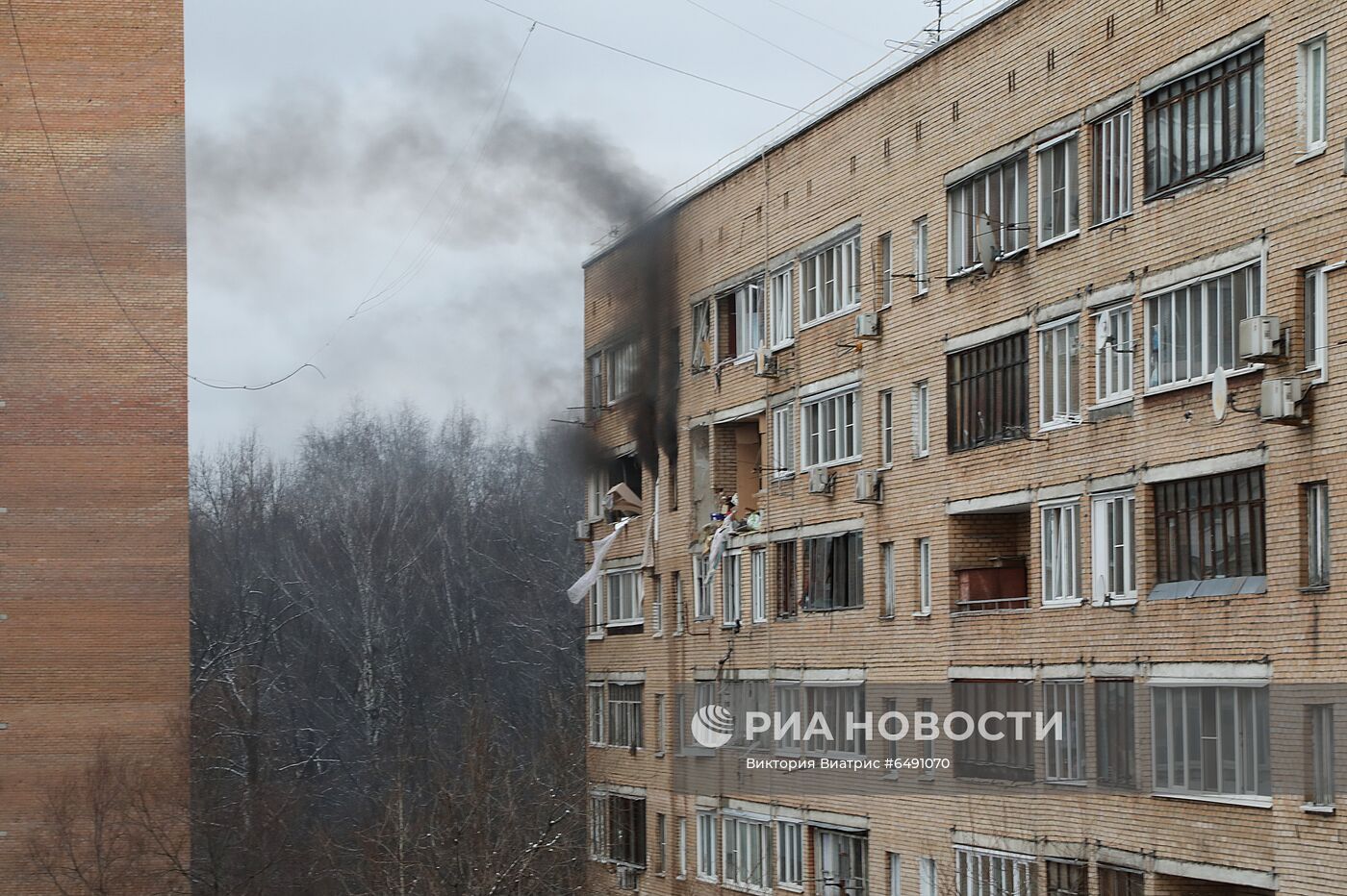 Взрыв произошел в жилом доме в Химках