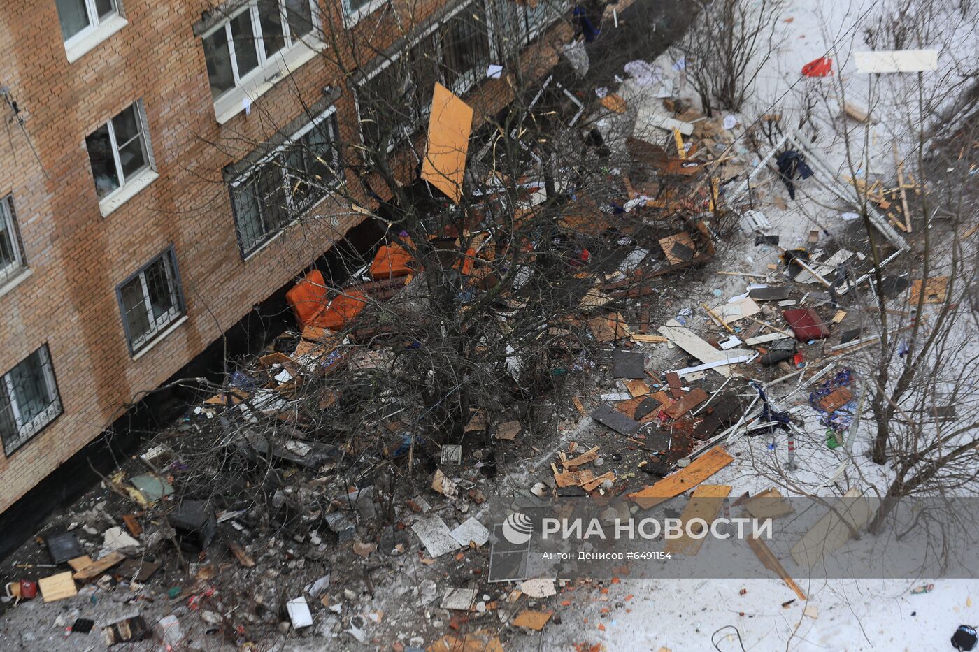 Взрыв произошел в жилом доме в Химках