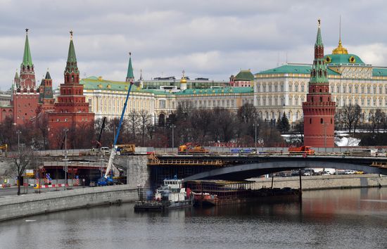 Продолжается реконструкция Большого Каменного моста 