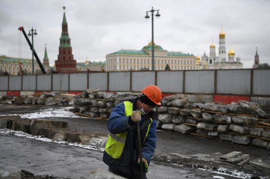 Продолжается реконструкция Большого Каменного моста 