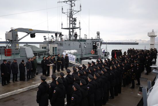 Принятие в состав ВМФ катера-торпедолова ТЛ-2195