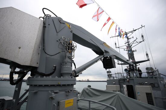 Принятие в состав ВМФ катера-торпедолова ТЛ-2195