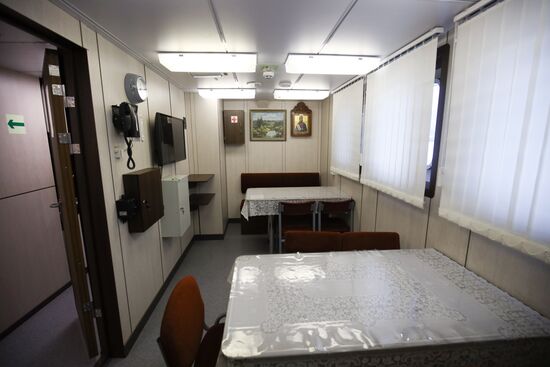 Принятие в состав ВМФ катера-торпедолова ТЛ-2195