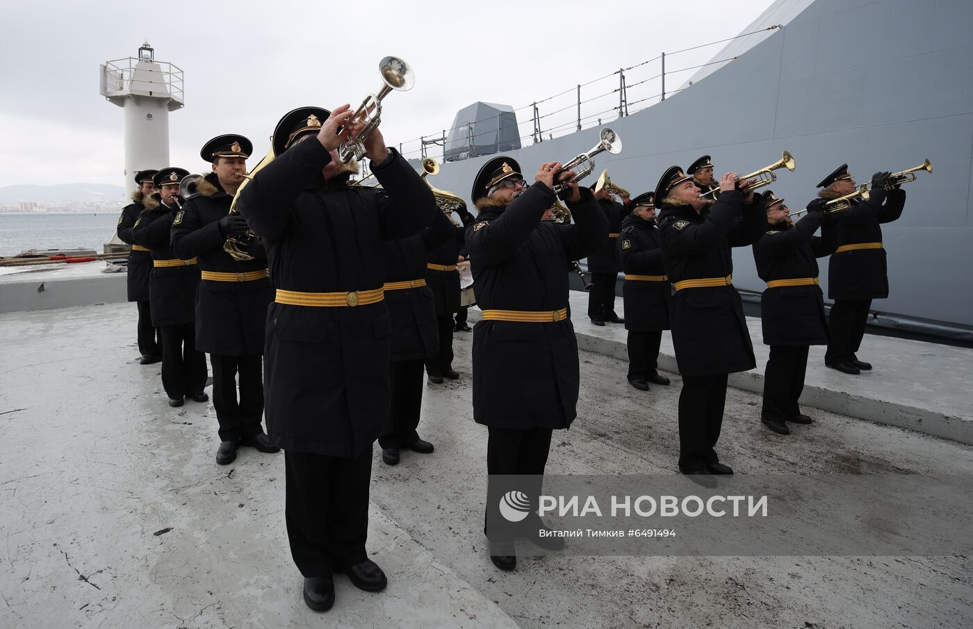 Принятие в состав ВМФ катера-торпедолова ТЛ-2195