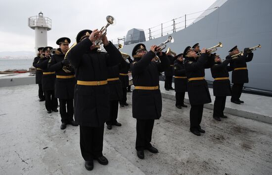 Принятие в состав ВМФ катера-торпедолова ТЛ-2195