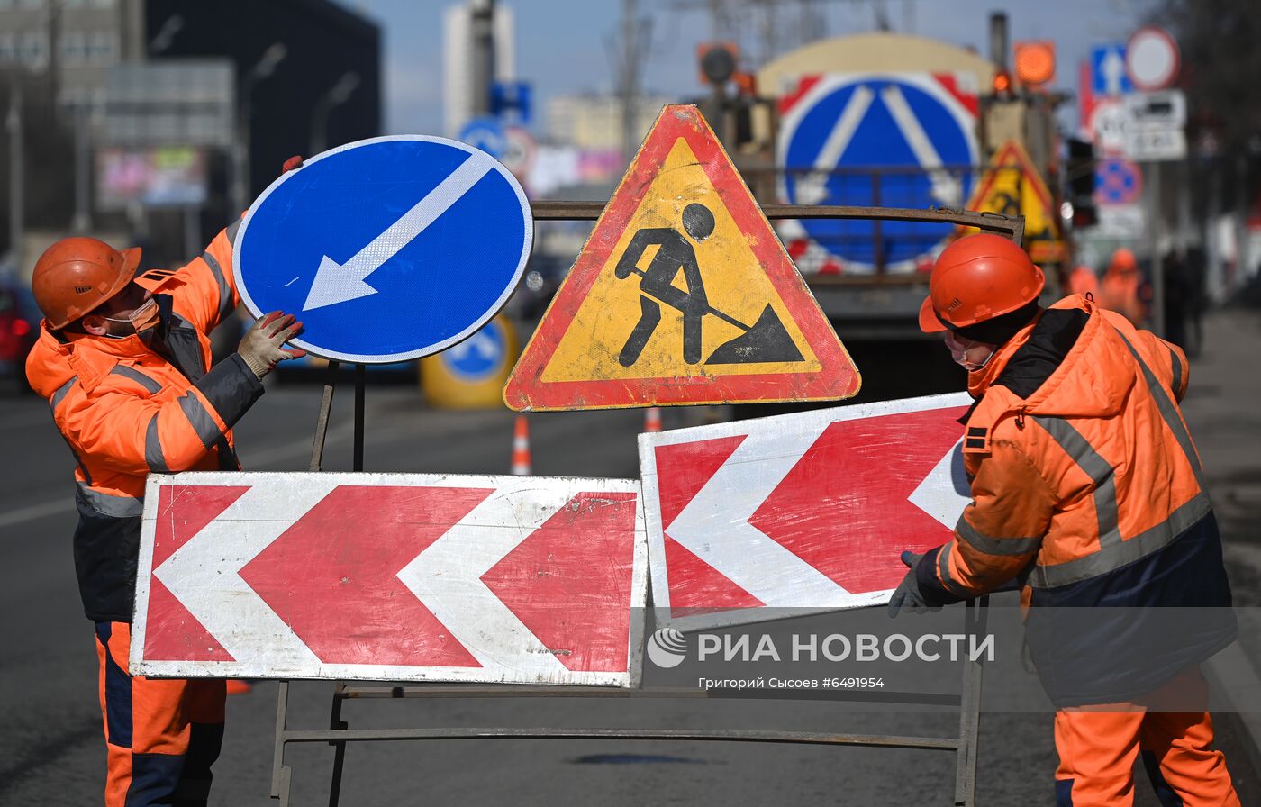 Ремонт асфальтобетонного покрытия на Ленинградском шоссе