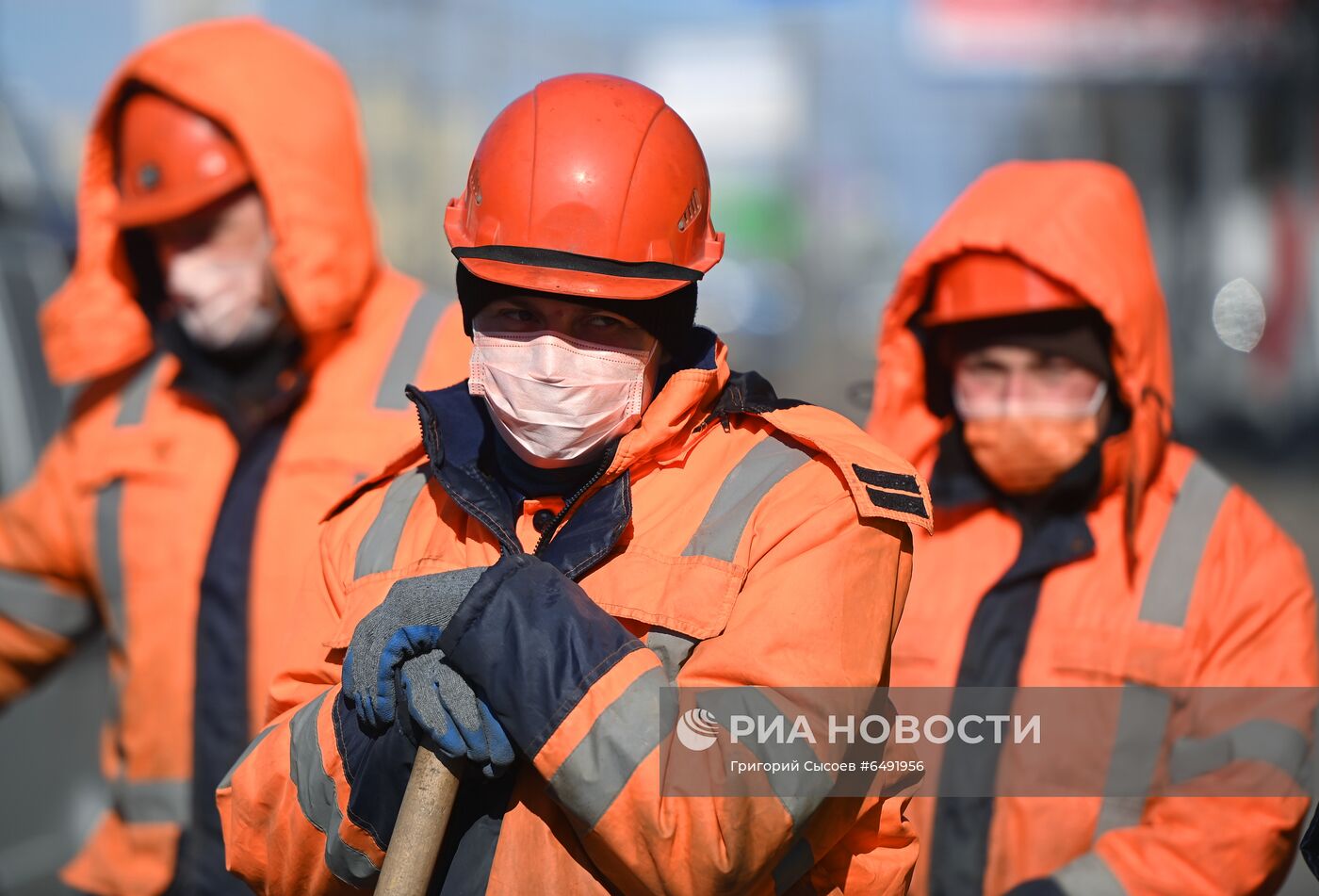 Ремонт асфальтобетонного покрытия на Ленинградском шоссе