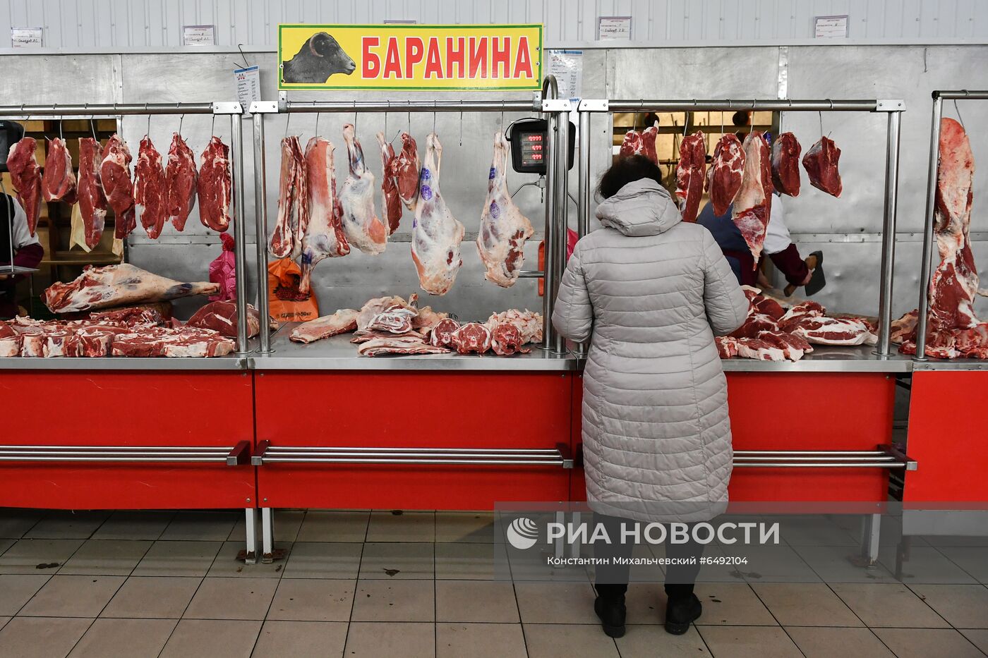 Мясной лабаз на Центральном рынке в Симферополе