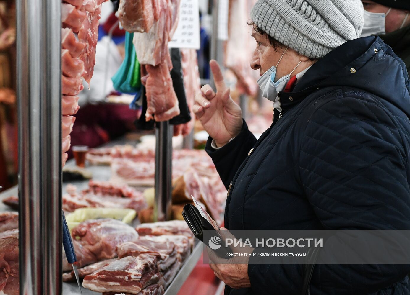 Мясной лабаз на Центральном рынке в Симферополе