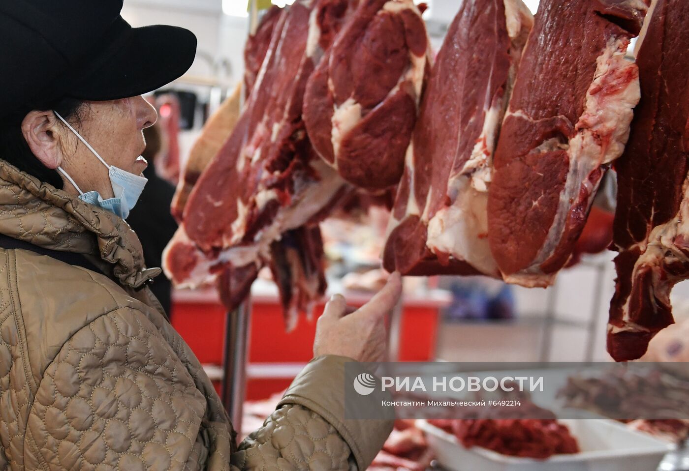 Мясной лабаз на Центральном рынке в Симферополе