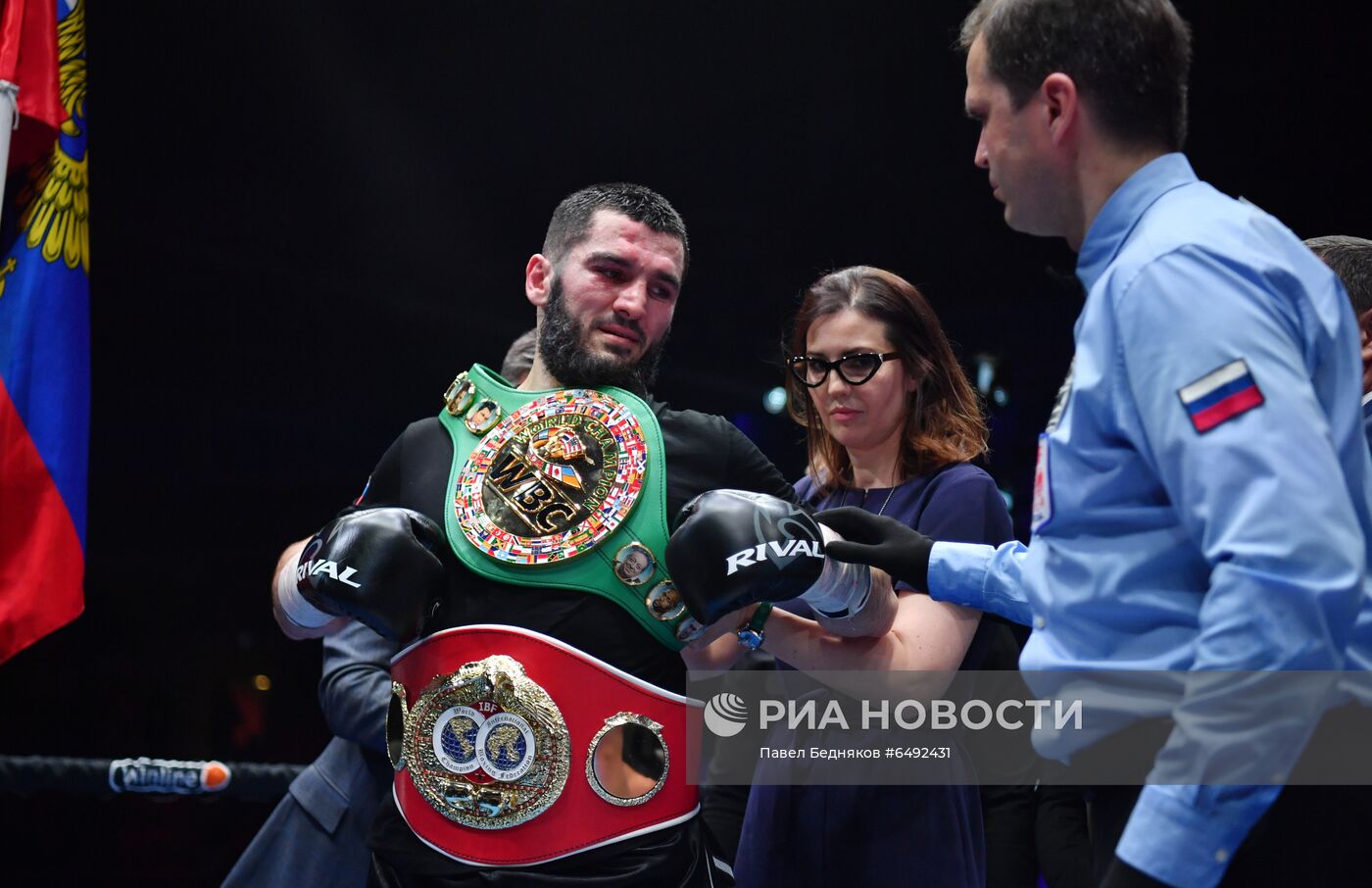 Бокс. Бой А. Бетербиева и А. Дайнеса