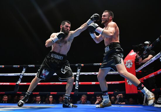 Бокс. Бой А. Бетербиева и А. Дайнеса