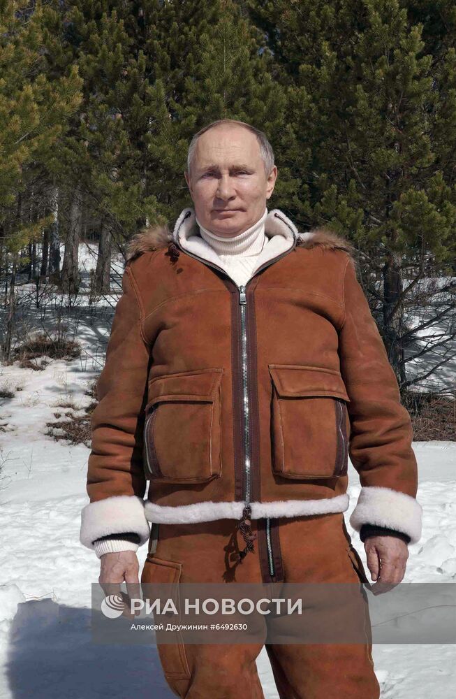 Отдых президента РФ В. Путина в Сибири