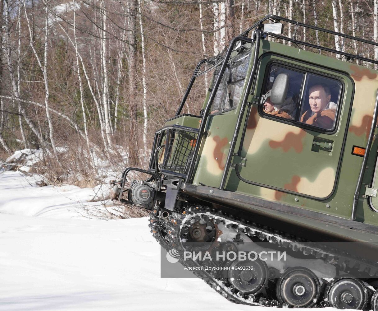 Отдых президента РФ В. Путина в Сибири