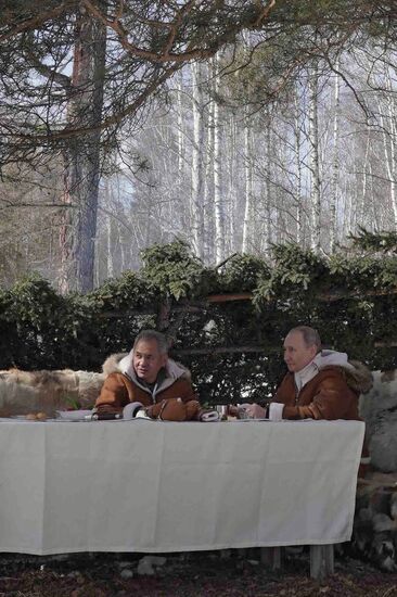 Отдых президента РФ В. Путина в Сибири