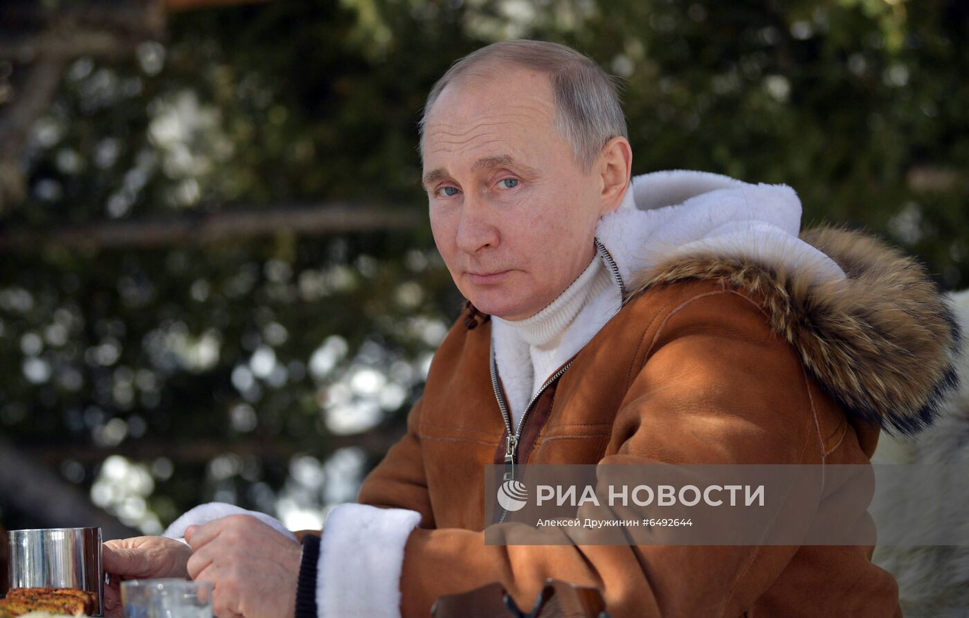 Отдых президента РФ В. Путина в Сибири