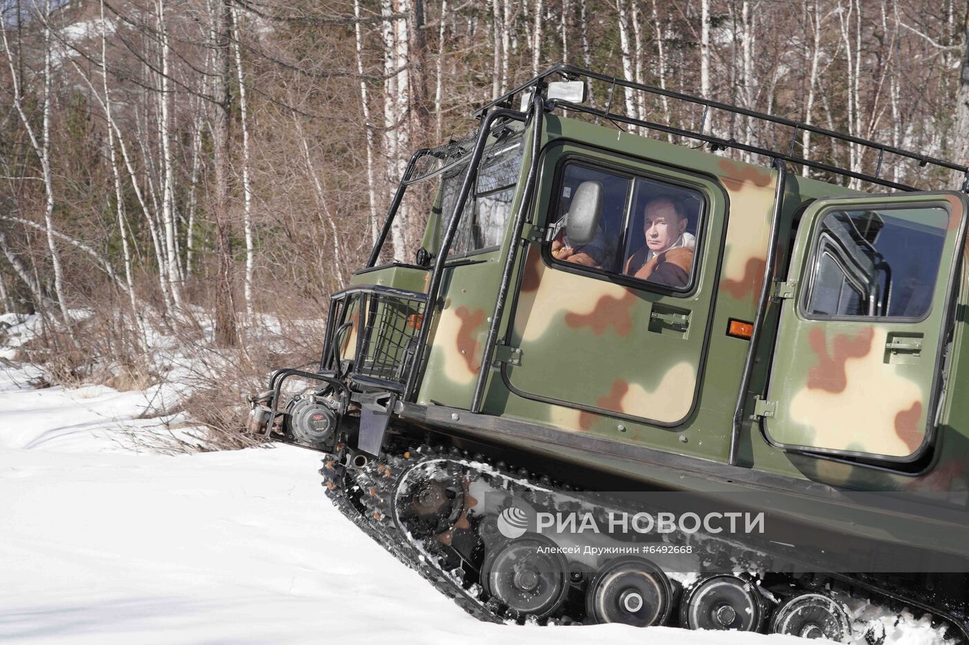 Отдых президента РФ В. Путина в Сибири