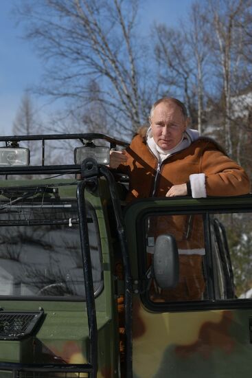 Отдых президента РФ В. Путина в Сибири